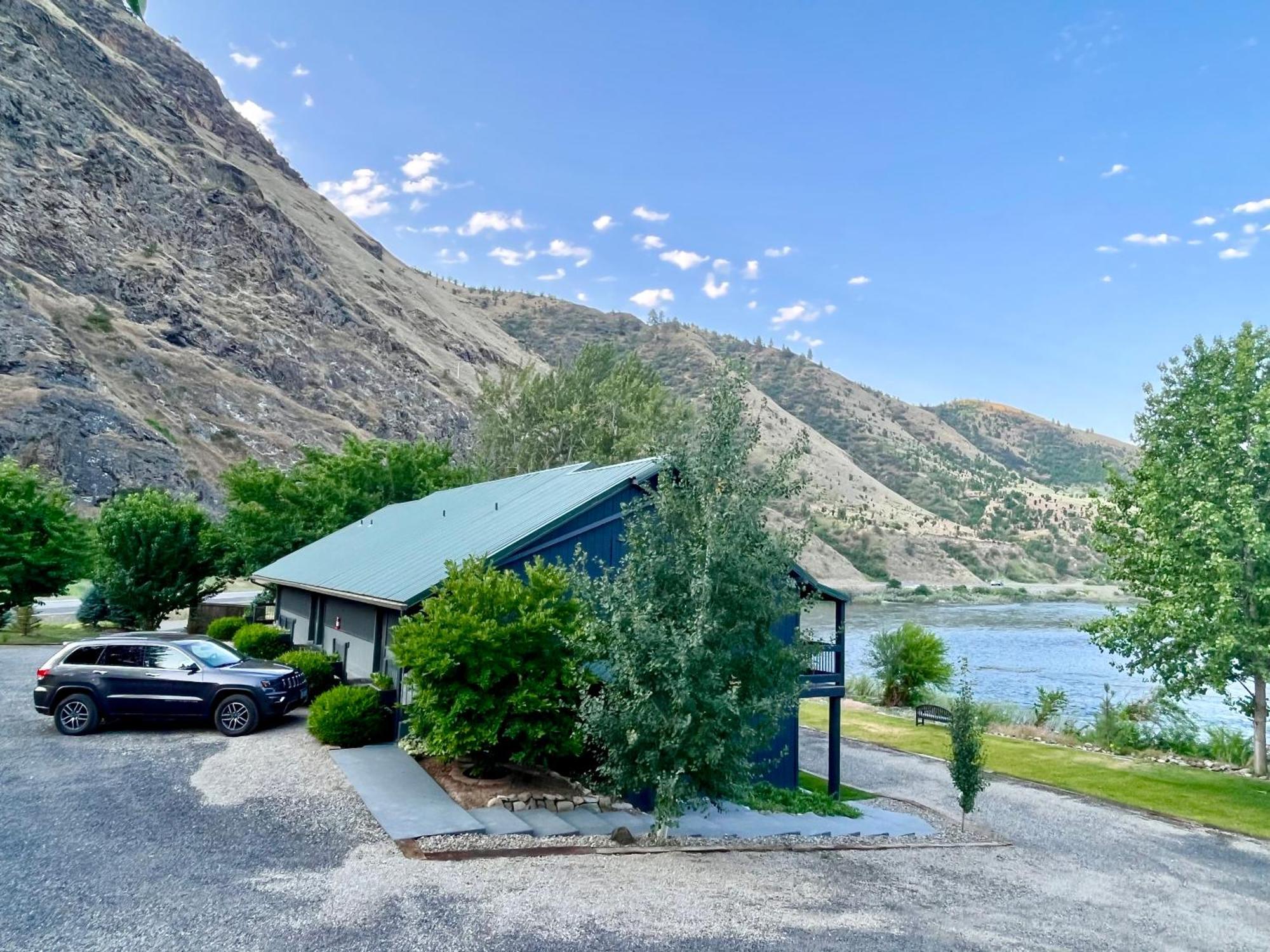 Steelhead Lodge Lucile Экстерьер фото