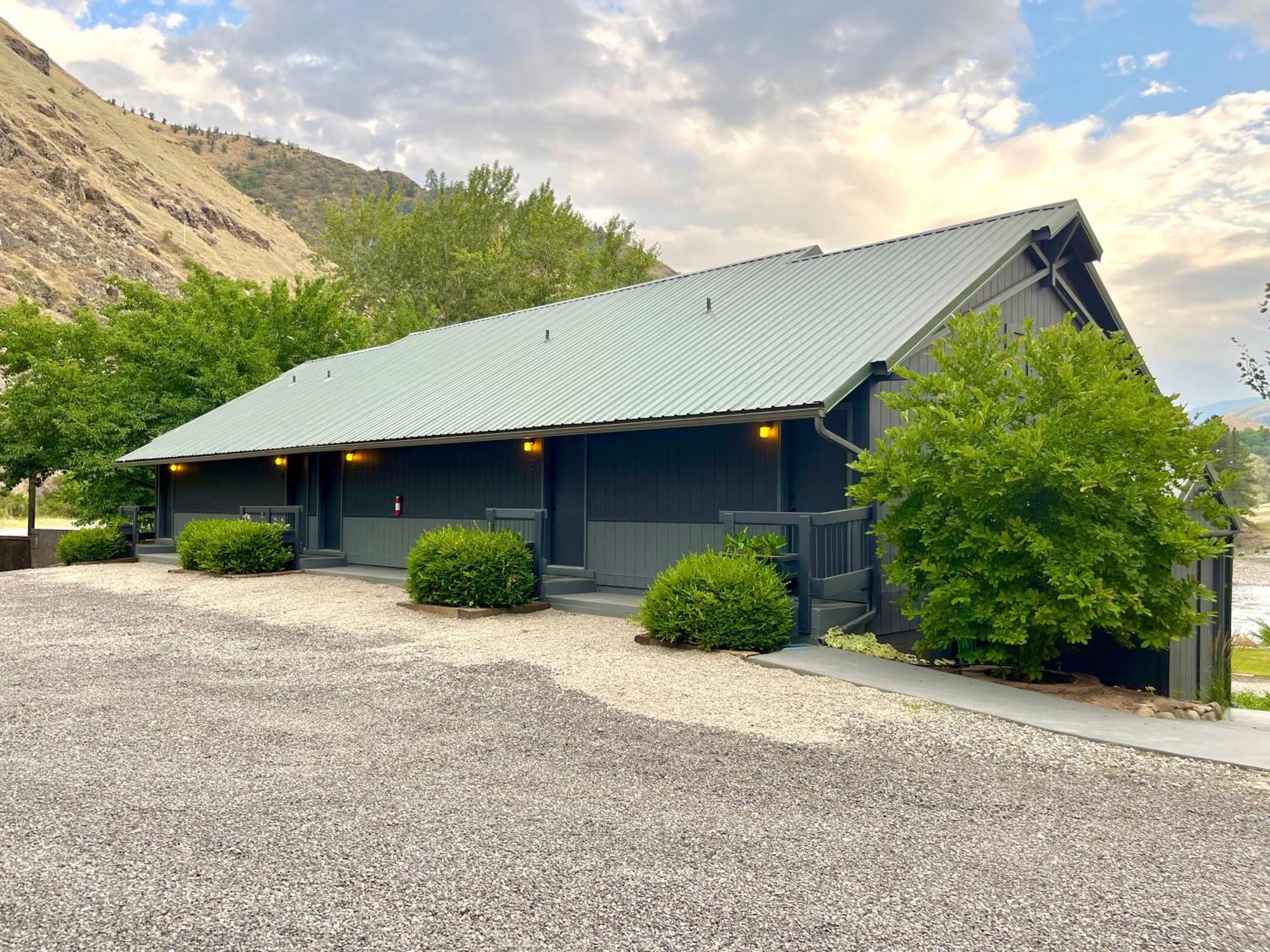 Steelhead Lodge Lucile Экстерьер фото